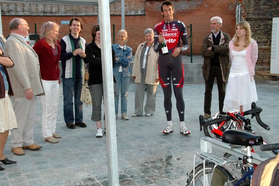 Halle_roesems_opent_fietstalling_2_gr
