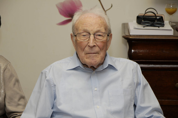 Dilbeek_100-jarige_leon_baert