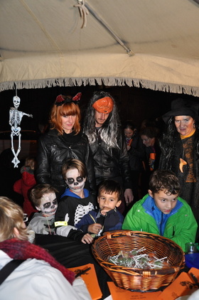 Editiepajot_ingezonden_halloweenfakkeltocht_28092014