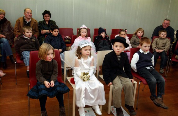 2008-02-15_kinderen_trouwen_2_gr_-_spl