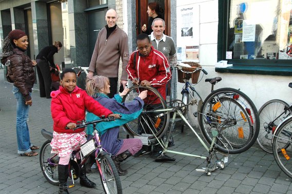 Halle_leenfietsen_herstellen