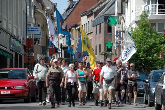 Halle_bedevaart_2_gr