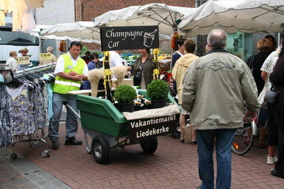 Editiepajot_liedekerke_feestmarkt_foto_jacky_delcour__3_