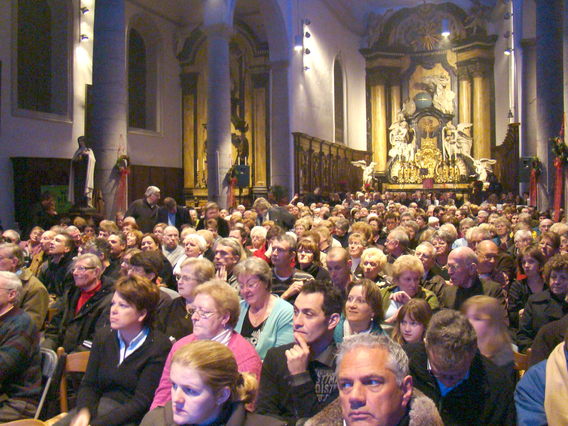 Deschuyffeleer_kerstproms_14_dec_08__3_
