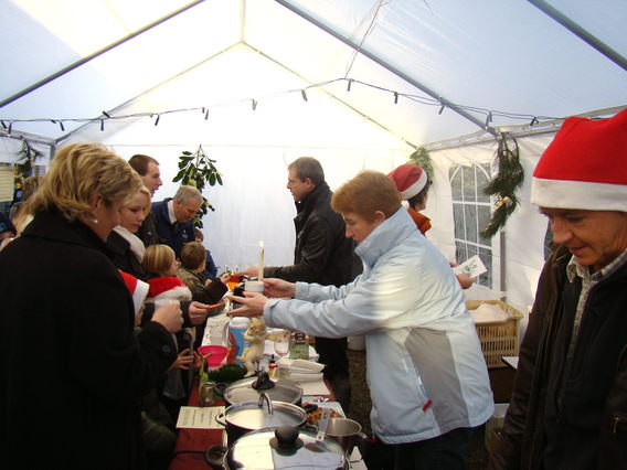 Deschuyffeleer_kerstcafé_de_bron_gooik_08__8_