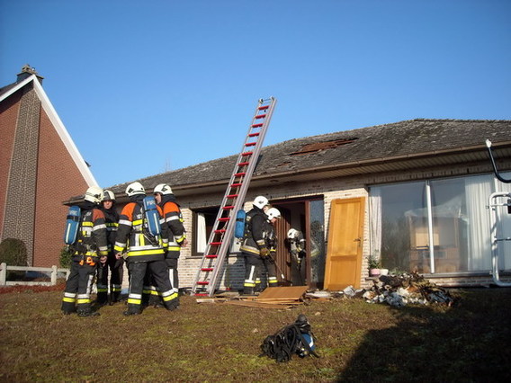 Editiepajot_roosdaal_woningbrand_07_foto_tom_vierendeels