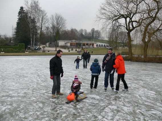 Editiepajot_roosdaal_schaatspret_foto_steven_walravens