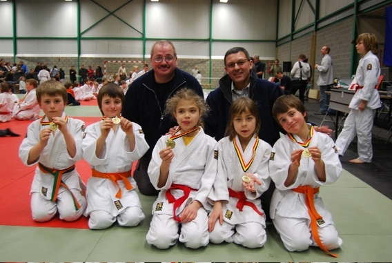 Editiepajot_bart_devillé_judokampioenen_27022009
