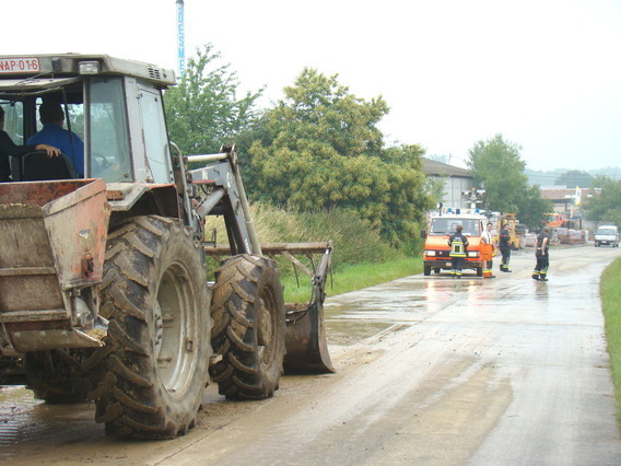 Felle_regenval_27_juni_09_herne_foto_deschuyffeleer