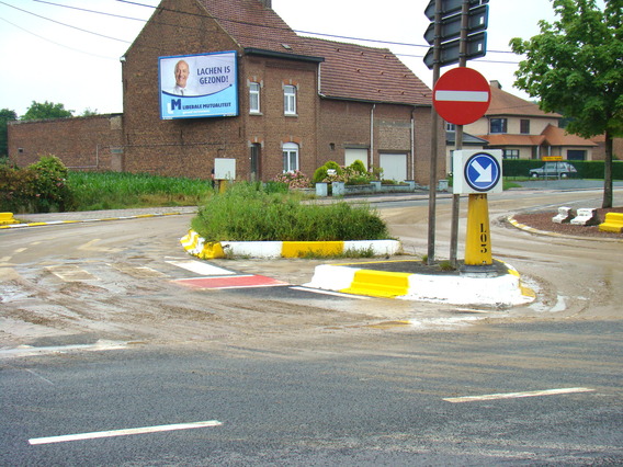 Felle_regenval_27_juni_09_herne_foto_deschuyffeleer__8_