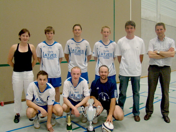 Editiepajot_duvelkes_winnen_wisselbeker_zaalvoetbal__1_