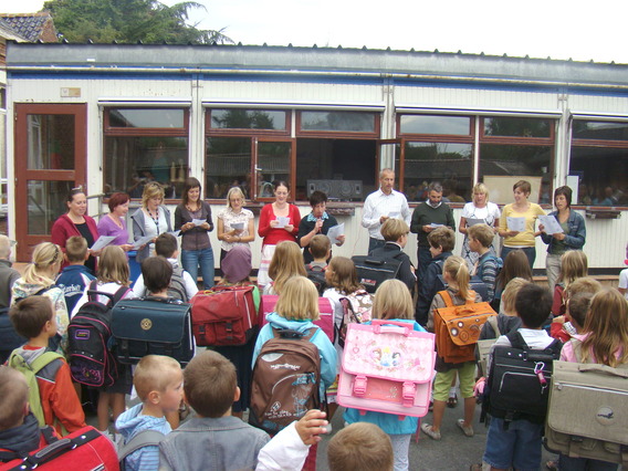 Eeerste_schooldag_sep_2009_herne_bever_-_deschuyffeleer