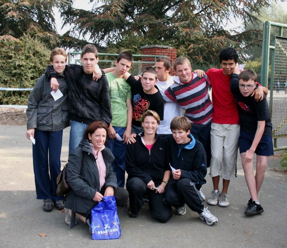 Editiepajot_roosdaal_scholenveldloop2009_foto_04_willy_appelmans