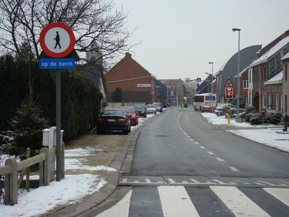 Editiepajot_parkeerproblemen_in_bever_centrum_-_deschuyffeleer__1_