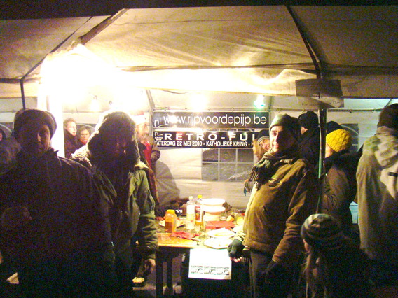 Editiepajot_bever_kerstboomverbranding_-_deschuyffeleer__8_