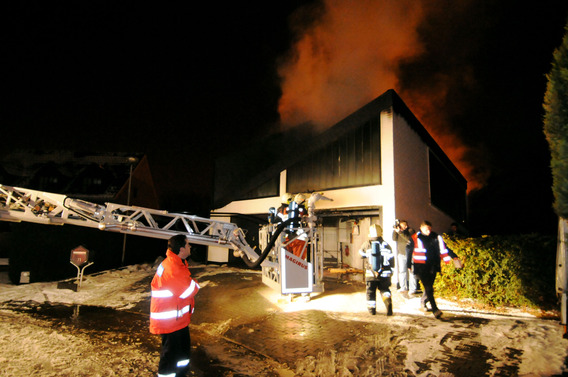 Lennik_brand_woning_120110