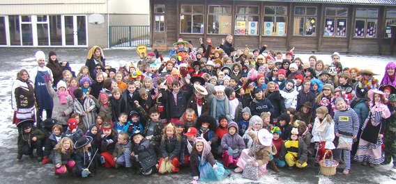 Carnaval_herne_en_bever_-_deschuyffeleer
