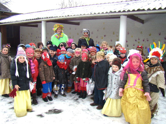 Carnaval_herne_en_bever_-_deschuyffeleer__3_