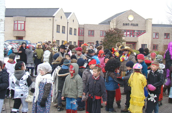 Carnaval_herne_en_bever_-_deschuyffeleer__7_