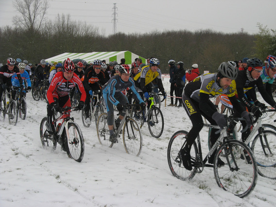 Editiepajot_-_cross_14-02-2010_6_caroline_de_mondt__2_