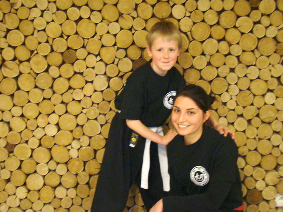 Self_defence_kring_herne_-_deschuyffeleer