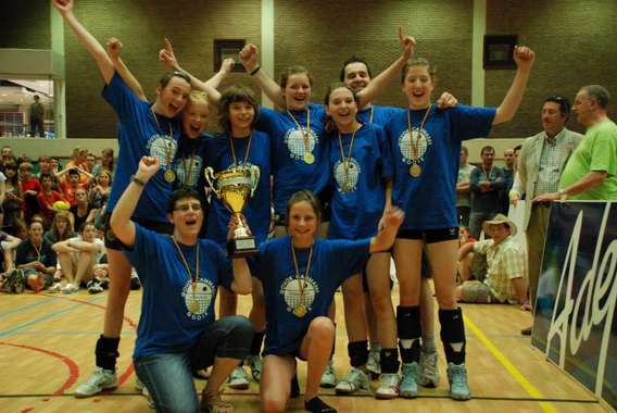 Repro_editiepajot_gooik_miniemen_2009-2010_foto_gj