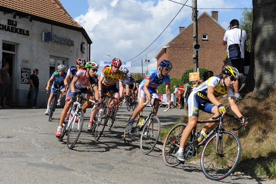 Editiepajot_lennik_doortocht_nelleken_foto_marc_smits