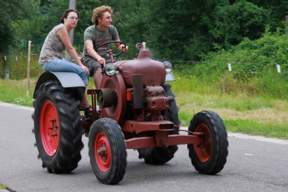 Editiepajot_roosdaal_tractors_foto_01_willy_appelmans