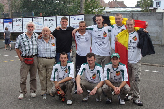 Repro_editiepajot_kokejane_belgisch_kampioen_ploeg_100905_foto_eddy_defrijn