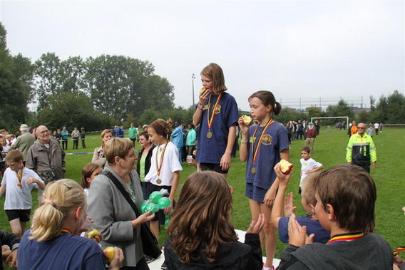 Editiepajot_liedekerke_interscholenveldloop_2010_foto_jacky_delcour__3_