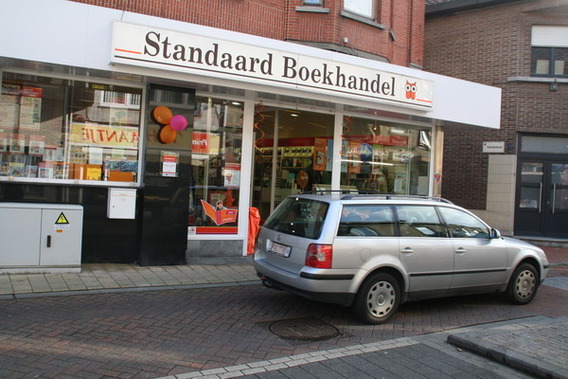 Editiepajot_liedekerke_standaard_boelkhandel_opendeur_foto_jacky_delcour