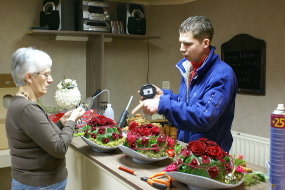 Bloemschikken_kvlv_herne_feb_2011_valentijn_-_deschuyffeleer__12_