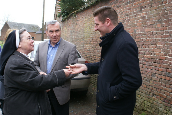 Overhandiging_sleutels_klooster_dominicanessen_15_feb_2011_-_deschuyffeleer__2_