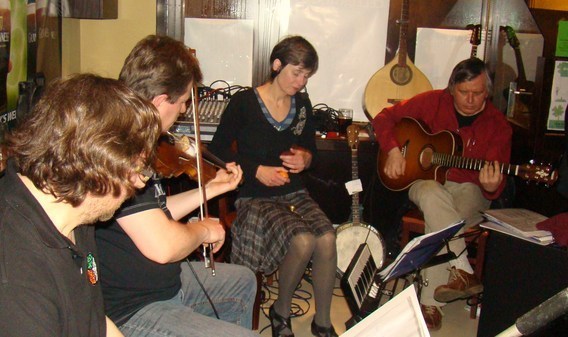 Viering_patrick_s_day_zoeten_inval__maart_2011_-_deschuyffeleer__29_