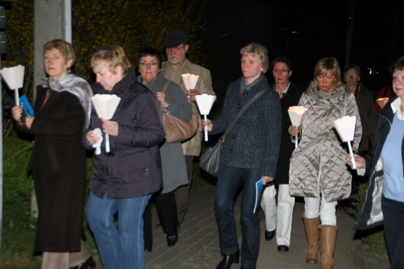 Editiepajot_liedekerke_kaarskensprocessie_foto_jacky_delcour__2_
