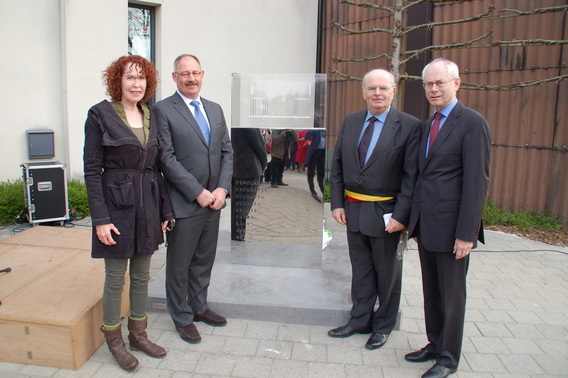 Editiepajot_bart_devill__beeld_van_democratie