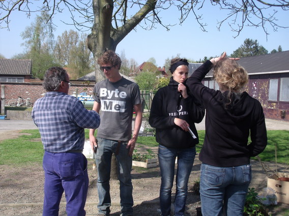 Plantenruilbeurs_april_2011_-_deschuyffeleer__3_