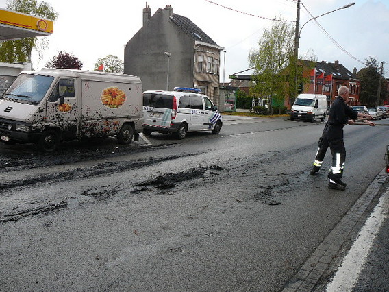 Editiepajot_ternat_modder_op_assesteenweg_foto_gerrit_achterland