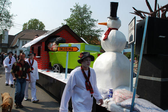 Editiepajot_opwijk_carnaval_2011_3_foto_steven_walravens