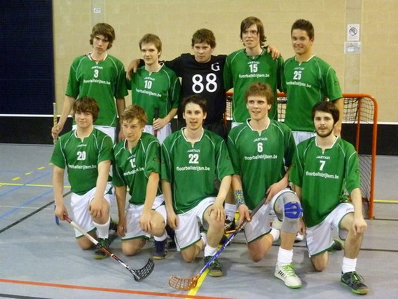 Editiepajot_roosdaal_floorball_strijtem_kampioen_foto_gerrit_achterland