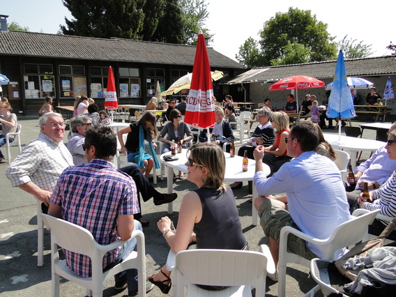 Schoolfeest_de_bloesem_mei_2011_-___deschuyffeleer__20_