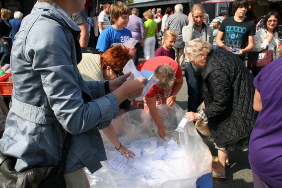Editiepajot_liedekerke_theater_op_de_markt_7_mei_2011_foto_jacky_delcour__5_