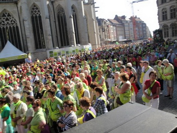Editiepajot_roosdaal_vrouwen_met_vaart_pamel_op_event_leuven_foto_jacky_delcour__4_