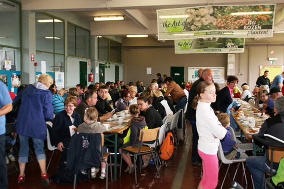 Editiepajot_roosdaal_sneukeltocht_ontbijt_foto_s_jacky_delcour__2_