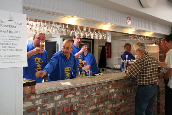 Editiepajot_roosdaal_snuekltocht_varia_en_willy_foto_jacky_delcour