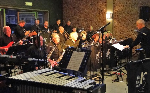 River_mark_band_juni_2011-_deschuyffeleer__2_