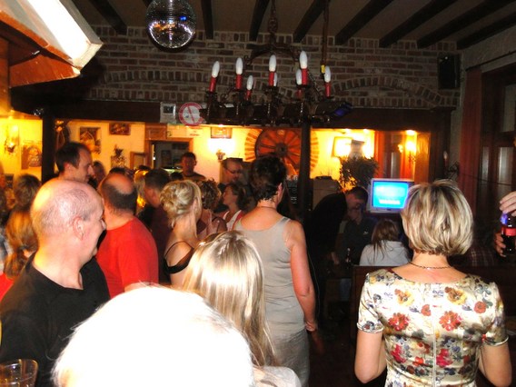 Karaoke_-_sofie_-_juni_2011__23_
