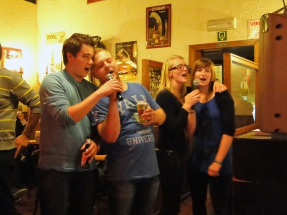 Karaoke_-_sofie_-_juni_2011__8_