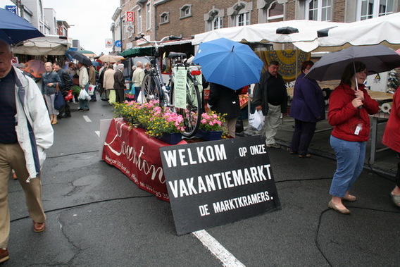 Editiepajot_liedekerke_natte_feestmarkt_foto_jacky_delcour__1_