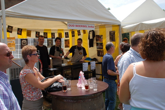 Editiepajot_bart_devill__oud_beersel_kasteelfeesten_2011